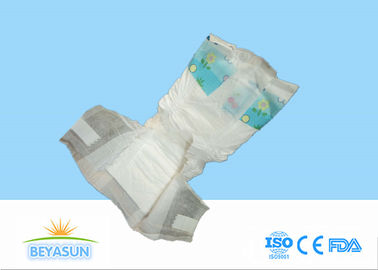2 / 3 Foled Newborn Baby Diapers Cotton Surface With Elastic Waistband